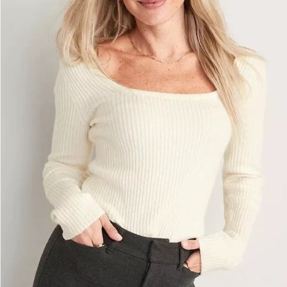 OLD NAVY• Women’s Fitted Cropped Square-Neck Rib-Knit Sweater Size Medium